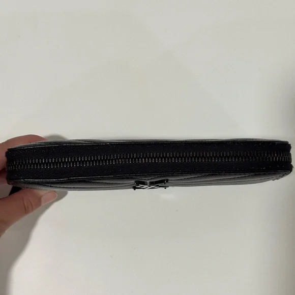 Yves Saint Laurent Black Key & Card Holder - Picture 5 of 5